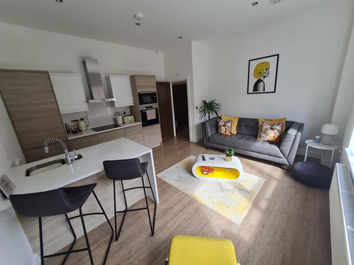 34 Cuppin Street - Luxury City Centre Apartment! Chester Extérieur photo
