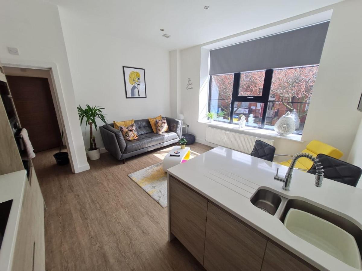 34 Cuppin Street - Luxury City Centre Apartment! Chester Extérieur photo