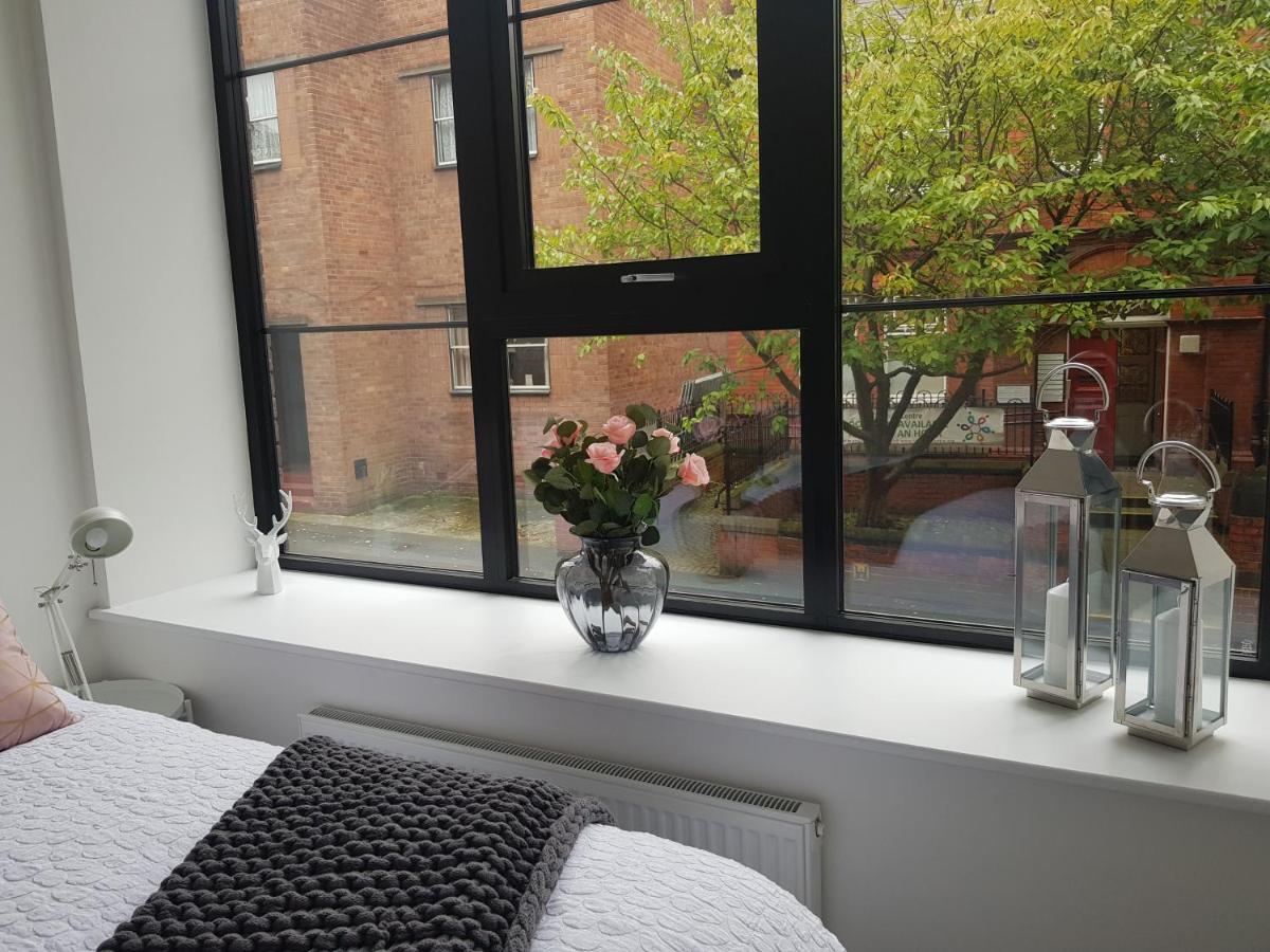 34 Cuppin Street - Luxury City Centre Apartment! Chester Extérieur photo