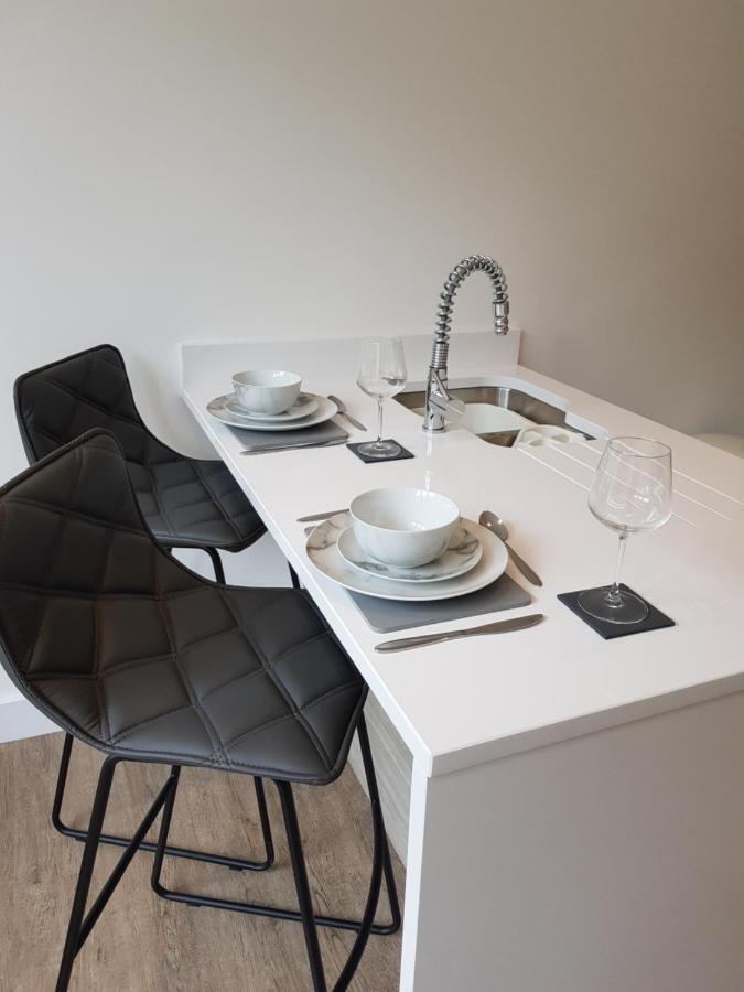 34 Cuppin Street - Luxury City Centre Apartment! Chester Extérieur photo