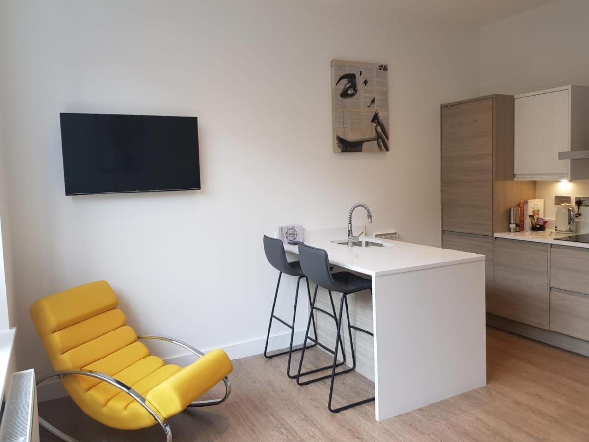 34 Cuppin Street - Luxury City Centre Apartment! Chester Extérieur photo