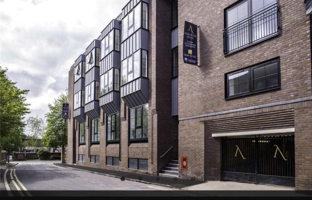 34 Cuppin Street - Luxury City Centre Apartment! Chester Extérieur photo